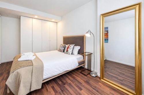 GuestReady - Square Painted Ceuta
