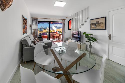 Meloneras Oceanview with Pool