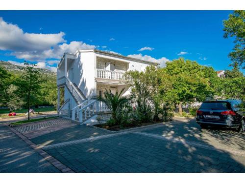 Apartment in Starigrad-Paklenica 6881