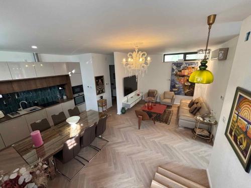 Apartment Beachfront in Dramalj 58158