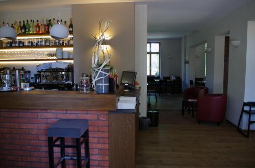 
Lounge oder Bar in der Unterkunft Forsthaus Sommerswalde
