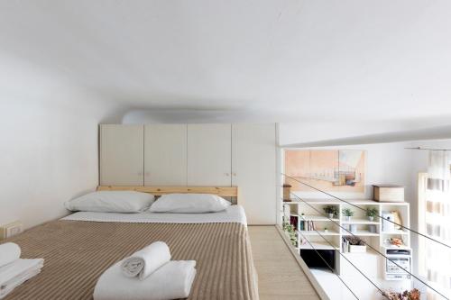 GuestHost - Comfy Flat in Piazza San Marco!