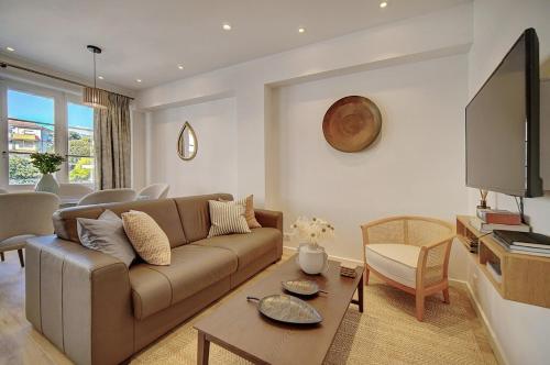 Magnifique 2 chambres VERANDA, CANNES CENTRE-BANANE A2B088