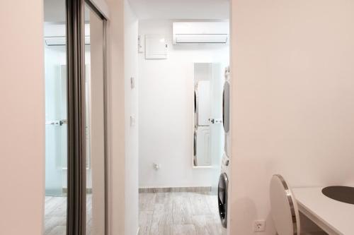 Cozy Downtown Condo