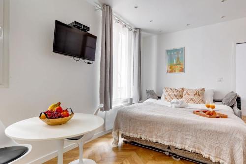 BnBNova - 1BR - Eiffel Tower & Champ de Mars