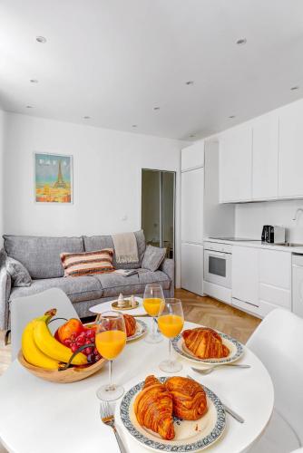 BnBNova - 1BR - Eiffel Tower & Champ de Mars