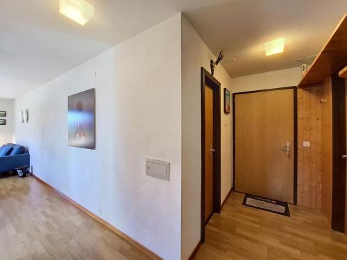 Apartment La Verdure Est N-22 by Interhome