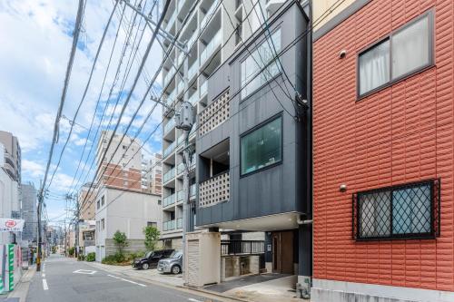 V ONE Nishijin - Apartments