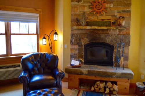 Χώρος καθιστικού στο Niwot Inn & Spa