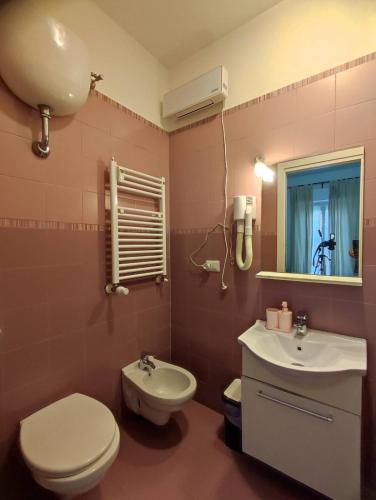 oreglia house