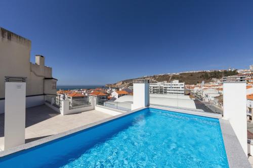 Nazaré Coast Central Location with Private Parking