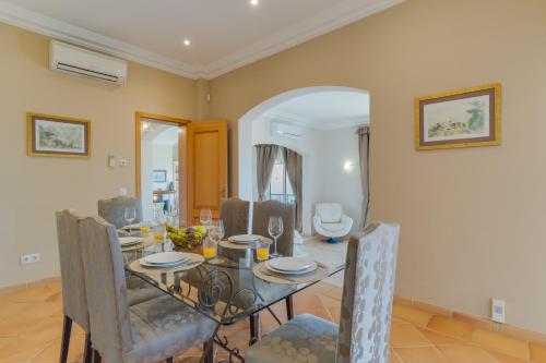 Palheiro Village- Villas & Apartments