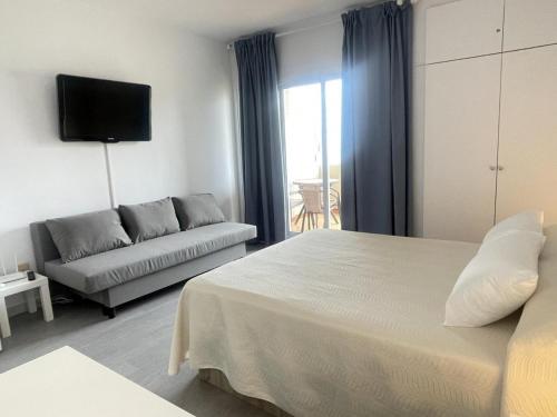 Cozy Studio in Malaga with Extra Beds
