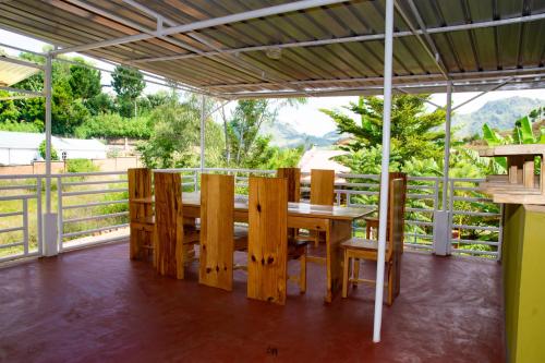 Le Balcon chez Rosette, Ampefy (updated prices 2027)