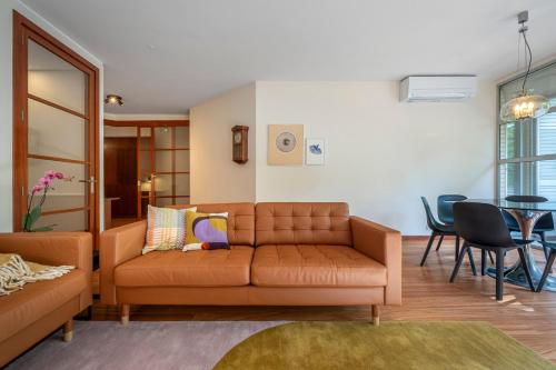 Jacaranda Elegant Stay in Prime Location - Lisbon