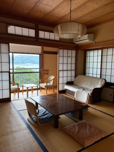 Whole House Rent- Yukawa Umikaze