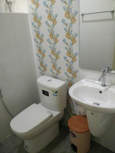 Bilik mandi di Ouidee Resort