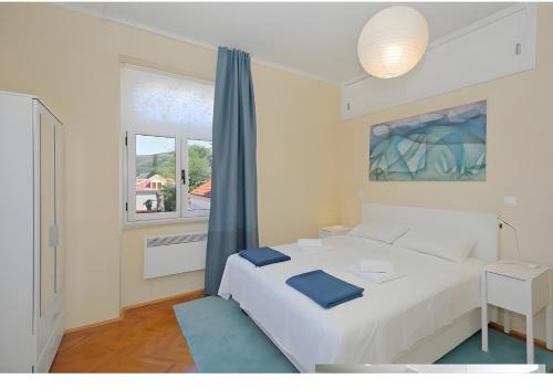 Studio Porty - Dubrovnik City Apartments - Port Promenade with Sea View