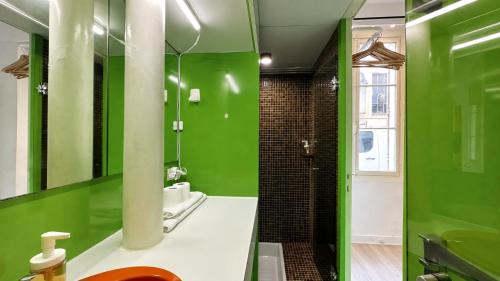 Latin Quarter Boutique 1BR Apartment Near Panthéon