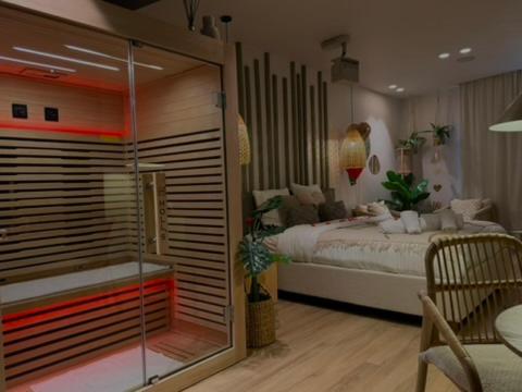 Love Room Strasbourg, Suite Bali, Balnéo & Sauna
