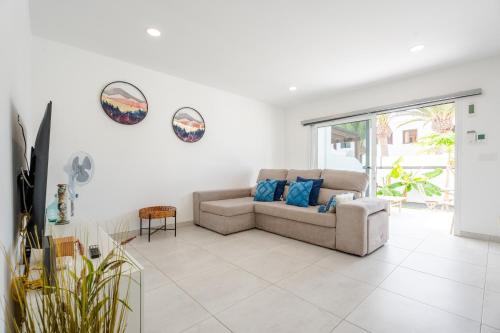 Casa Marlena - Private Terrace- 4 min to the beach by Lanzarote Vacation Homes