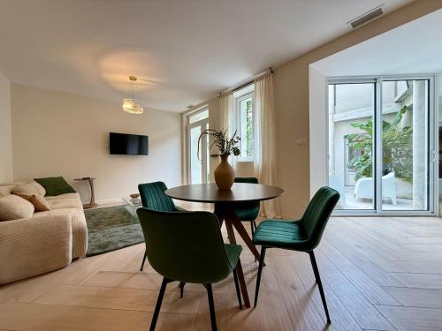 Maison Timoreau - Luxury Apartments
