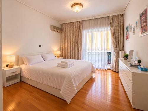 Spacious Double room in the Center of Athens