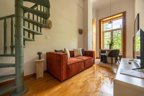 Chic Mezzanine in Central Porto