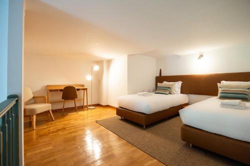 Chic Mezzanine in Central Porto