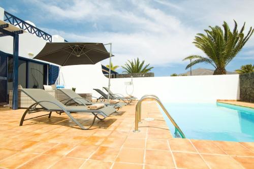 Villa Maitri - By AZ Rentals
