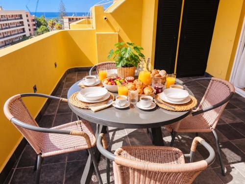 Ático Cecilia Terraza Privada y Vistas al Mar