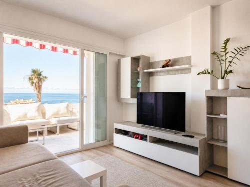 Ocean View, Bright & Modern apt, big terrace