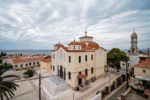 Chios Livadia Urban Retreat
