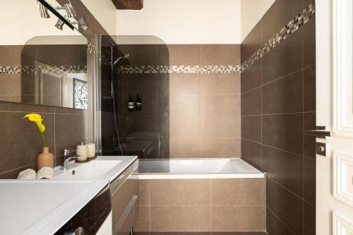 Charming Apartment 2BR 6P St-Germain-des-prés
