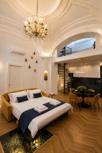 Palazzo700 by Ciotola Apartments near Naples Airport