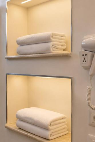 Palazzo700 by Ciotola Apartments near Naples Airport