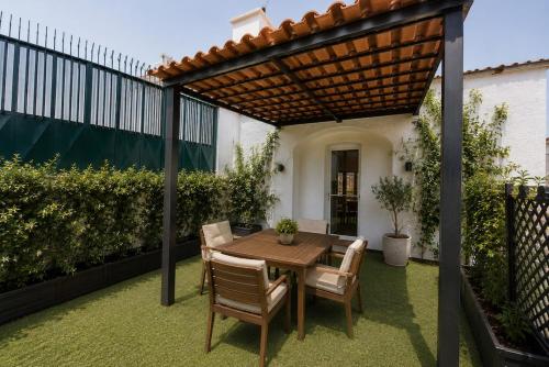 Palazzo700 by Ciotola Apartments near Naples Airport