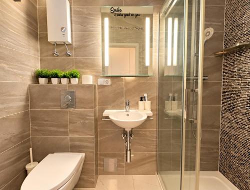 Brand New 2-room flat for 6 near U6 Jägerstraße