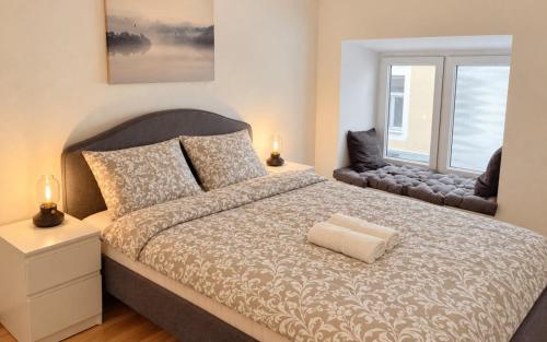 Charming 2BR duplex 2 min to U2 Taborstraße