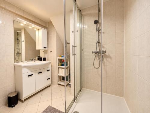 Charming 2BR duplex 2 min to U2 Taborstraße