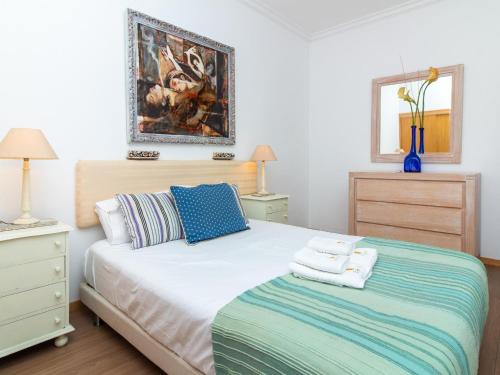 T2 Oura Apartment