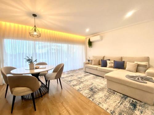 Poolside Retreat Vilamoura 1BR by Invinting