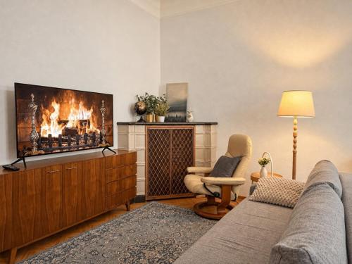 Fabulous 60 m2 2BR with AC near Hauptbahnhof