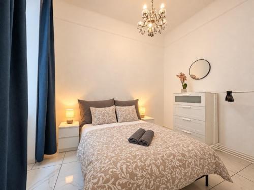 Fabulous 60 m2 2BR with AC near Hauptbahnhof