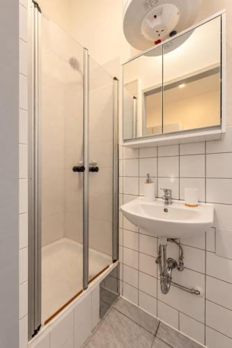 Graces studio for 6 near Hauptbahnhof