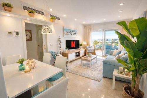 Penthouse beach apartment