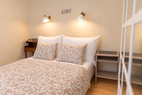 Marvelous 2BR flat with AC near Hauptbahnhof