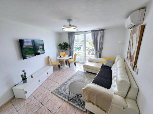 3 bedroom Parque Santiago-2