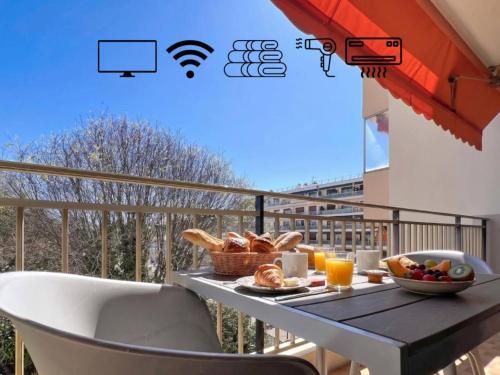 T3 spacieux Antibes centre avec doubles balcon