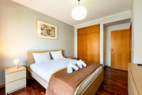 GuestReady - Charming Braga retreat with balcony